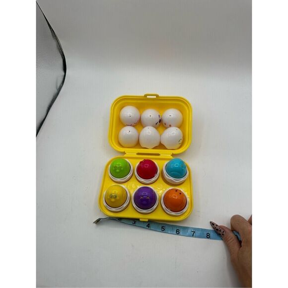 1993 Vintage Tomy Hide n Squeak Eggs Sorting Learning Toy - Picture 7 of 9